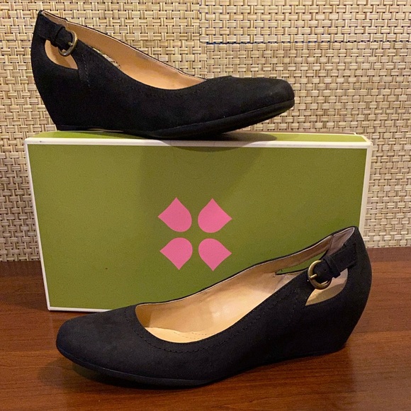 Naturalizer Shoes - NIB Naturalizer Nevis Microfiber Wedge 9M